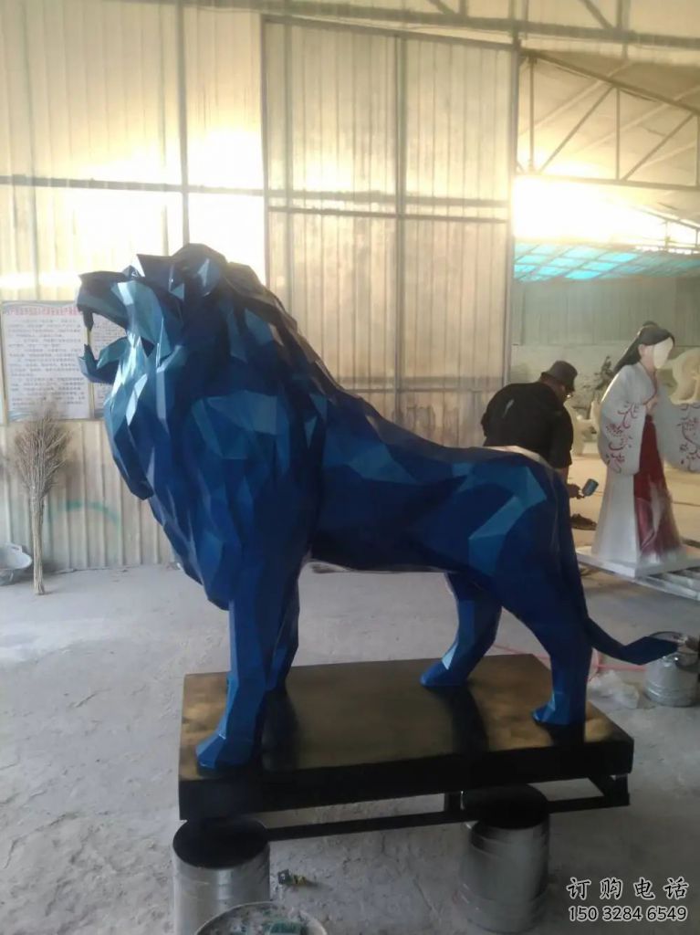 獅子雕塑 電鍍動物 雄獅不銹鋼電鍍雕塑