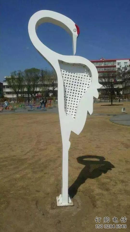 街道鶴雕塑廠家 創意村口小品 酒店拉絲鶴雕塑
