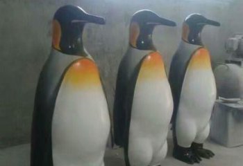 庭院企鵝雕塑廠家 歐式仿真擺件 戶外噴漆企鵝雕塑