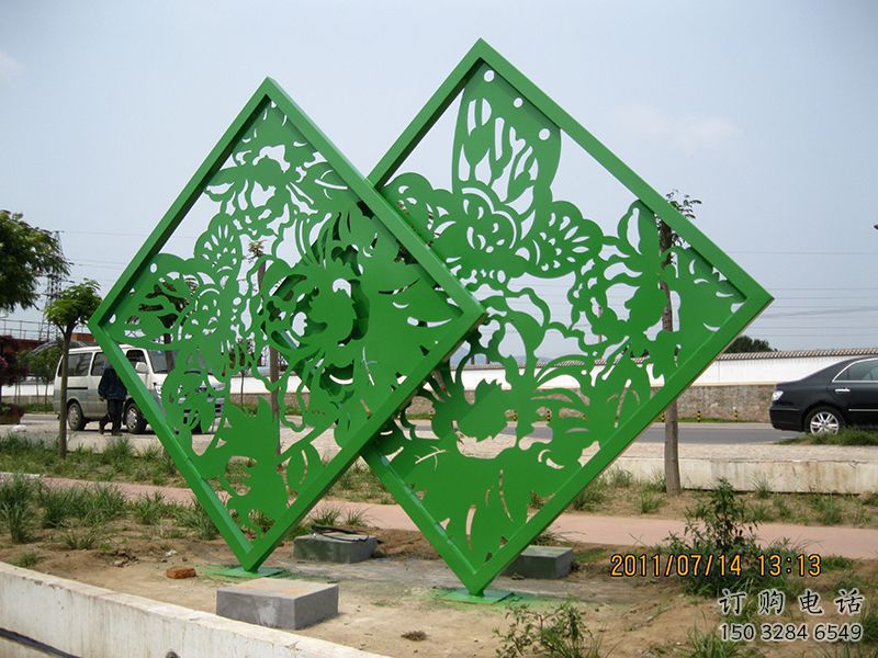 噴漆屏風(fēng)雕塑廠家 中式村口小品 草地不銹鋼屏風(fēng)雕塑生產(chǎn)