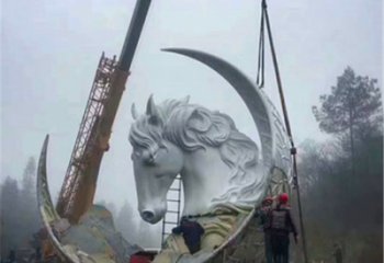 戶外月牙雕塑廠家 噴漆小品 創(chuàng)意不銹鋼月牙雕塑生產(chǎn)