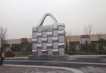 戶外提包雕塑廠家 噴漆小品 大型不銹鋼提包雕塑生產(chǎn)