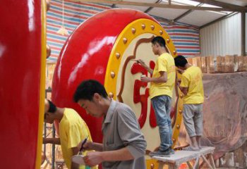 仿古大鼓雕塑廠家 烤漆小品 房地產(chǎn)不銹鋼大鼓雕塑制作