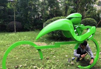 抽象騎車雕塑廠家 運(yùn)動(dòng)小品  烤漆不銹鋼騎車雕塑廠