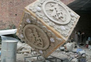 美陳魔方雕塑生產商 異形噴水小品 酒店雕塑制作廠家