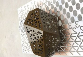 噴漆鵝卵石雕塑