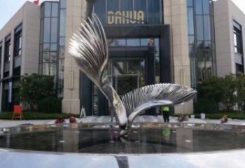 景觀鳥(niǎo)翅雕塑供應(yīng)，校園雕塑，不銹鋼鳥(niǎo)翅雕塑供求