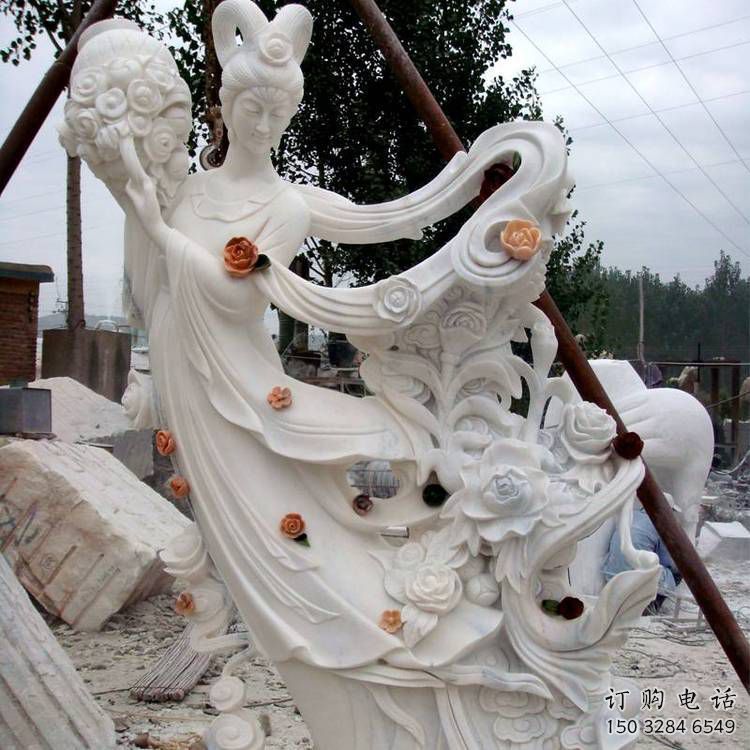 達孜公園天女散花雕塑 達孜公園天女散花雕塑