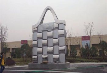 曲靖景觀背包雕塑優選，陸地擺件，園林不銹鋼背包雕塑供應
